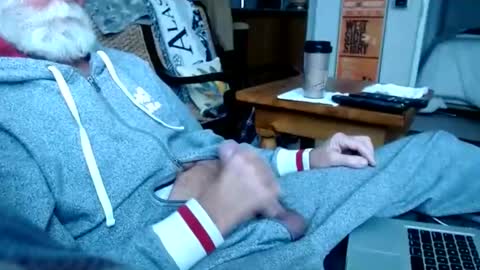 beardbushy online show from 12-27-24, 03:15