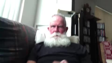 beardbushy online show from 09-20-25, 03:57