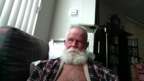 beardbushy online show from 03-26-26, 04:01