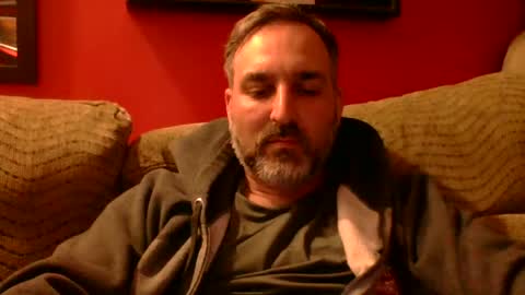 Snapshot of beardedambition chatting on 06-14-26, 03:52 beardedambition online show from 06-14-26, 03:52