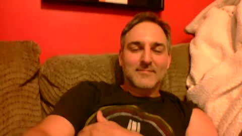 Snapshot of beardedambition chatting on 06-25-26, 01:49 beardedambition online show from 06-25-26, 01:49