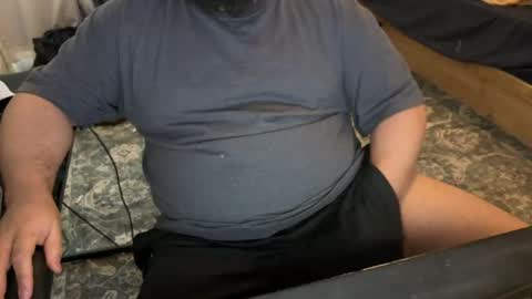 Snapshot of beardudeguy chatting on 05-14-26, 02:13 beardudeguy online show from 05-14-26, 02:13
