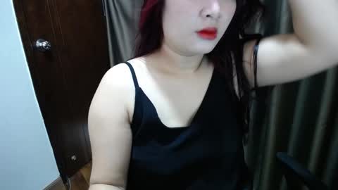 Snapshot of bearsuri chatting on 06-02-26, 01:18 Nara online show from 06-02-26, 01:18
