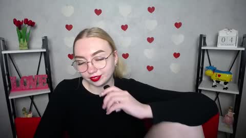 Snapshot of beatriceflyy chatting on 12-04-24, 04:05 BeatriceFlyy online show from 12-04-24, 04:05