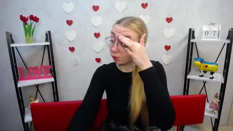 Snapshot of beatriceflyy chatting on 12-07-24, 06:10 BeatriceFlyy online show from 12-07-24, 06:10