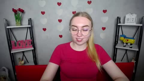 Snapshot of beatriceflyy chatting on 12-07-24, 10:12 BeatriceFlyy online show from 12-07-24, 10:12