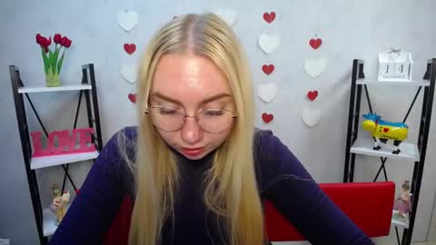 Snapshot of beatriceflyy chatting on 12-14-24, 09:29 BeatriceFlyy online show from 12-14-24, 09:29