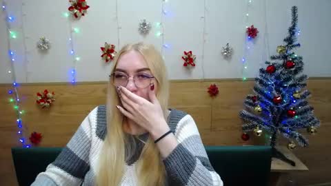 Snapshot of beatriceflyy chatting on 12-29-24, 10:23 BeatriceFlyy online show from 12-29-24, 10:23