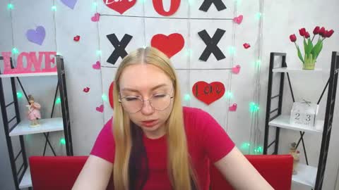 Snapshot of beatriceflyy chatting on 01-23-25, 11:37 BeatriceFlyy online show from 01-23-25, 11:37