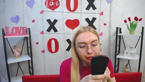 Snapshot of beatriceflyy chatting on 02-02-25, 11:08 BeatriceFlyy online show from 02-02-25, 11:08