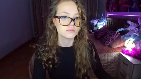 BeatriceWild online show from 12-23-25, 11:08