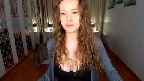 BeatriceWild online show from 04-07-26, 11:10