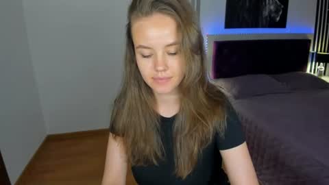 Snapshot of beatricewild chatting on 07-10-26, 10:29 BeatriceWild online show from 07-10-26, 10:29