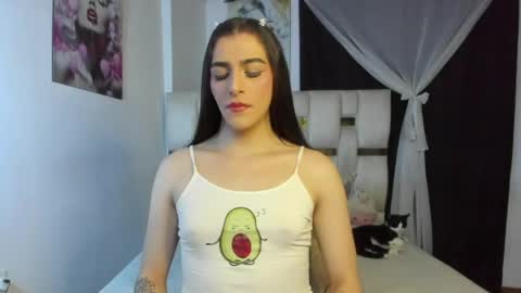 Valeria online show from 06-10-26, 01:17