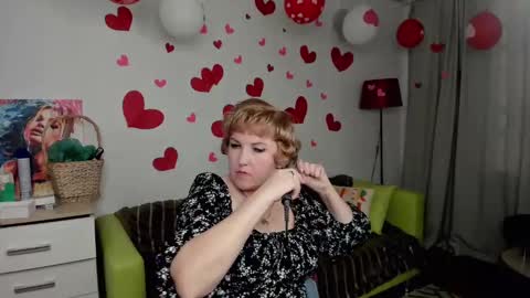 Snapshot of beautiful_lina7 chatting on 02-15-25, 08:00 your Lana online show from 02-15-25, 08:00