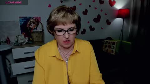 Snapshot of beautiful_lina7 chatting on 03-01-25, 11:26 your Lana online show from 03-01-25, 11:26