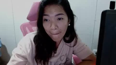 Snapshot of beautiful_sm1le chatting on 02-21-26, 08:04 Smiley online show from 02-21-26, 08:04