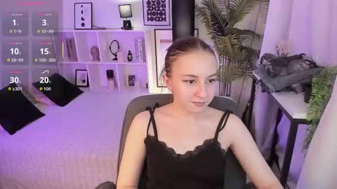 Snapshot of beautiful_snake chatting on 12-02-25, 08:37 Blossom online show from 12-02-25, 08:37