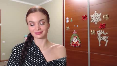 Snapshot of beauty_fruity chatting on 01-08-26, 03:03 Maria online show from 01-08-26, 03:03