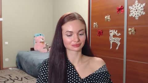 Snapshot of beauty_fruity chatting on 01-17-26, 03:22 Maria online show from 01-17-26, 03:22