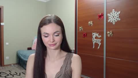 Snapshot of beauty_fruity chatting on 02-14-26, 11:40 Maria online show from 02-14-26, 11:40