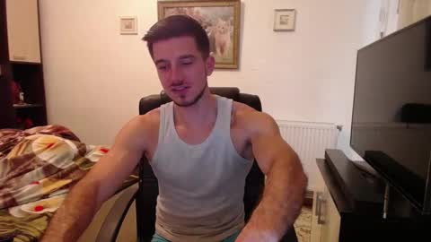 Mia and Jake online show from 10-05-25, 10:35