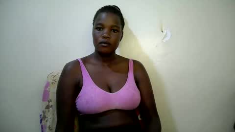 beauty_nina1 online show from 01-17-26, 07:57