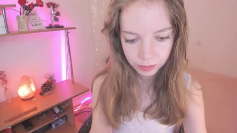 Eliise online show from 09-29-25, 09:03