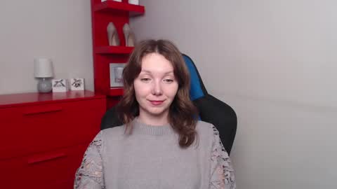 Snapshot of beautyzoexx chatting on 12-19-24, 06:34 Zoe online show from 12-19-24, 06:34