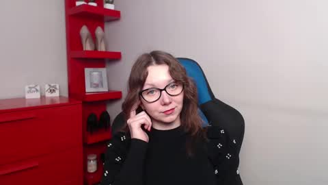 Snapshot of beautyzoexx chatting on 01-15-25, 06:33 Zoe online show from 01-15-25, 06:33