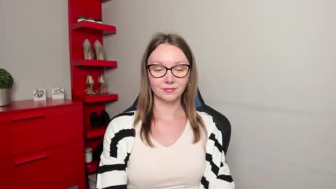 Snapshot of beautyzoexx chatting on 09-12-25, 06:24 Zoe online show from 09-12-25, 06:24