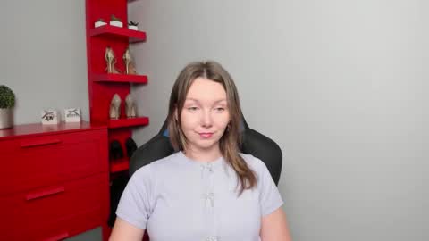 Snapshot of beautyzoexx chatting on 09-15-25, 05:29 Zoe online show from 09-15-25, 05:29