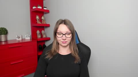 Snapshot of beautyzoexx chatting on 10-08-25, 06:33 Zoe online show from 10-08-25, 06:33