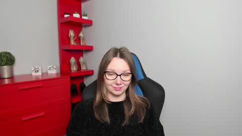 Snapshot of beautyzoexx chatting on 11-05-25, 06:57 Zoe online show from 11-05-25, 06:57