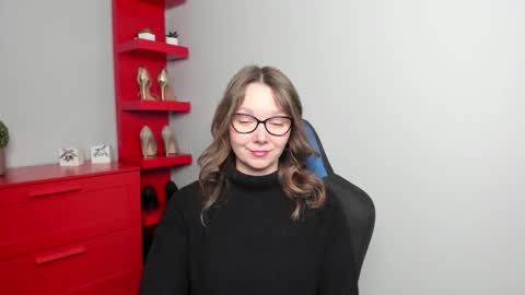 Snapshot of beautyzoexx chatting on 11-17-25, 07:25 Zoe online show from 11-17-25, 07:25