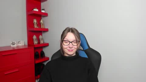 Snapshot of beautyzoexx chatting on 12-02-25, 08:08 Zoe online show from 12-02-25, 08:08