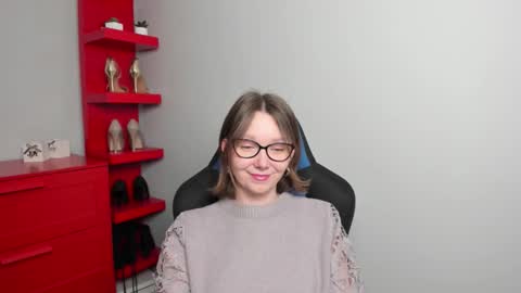 Snapshot of beautyzoexx chatting on 12-05-25, 06:44 Zoe online show from 12-05-25, 06:44