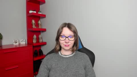 Snapshot of beautyzoexx chatting on 12-19-25, 06:31 Zoe online show from 12-19-25, 06:31