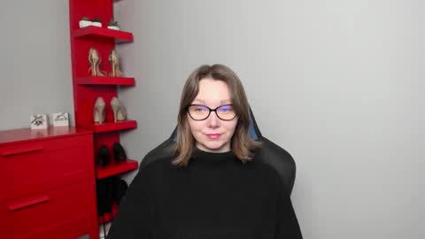 Snapshot of beautyzoexx chatting on 01-07-26, 06:27 Zoe online show from 01-07-26, 06:27