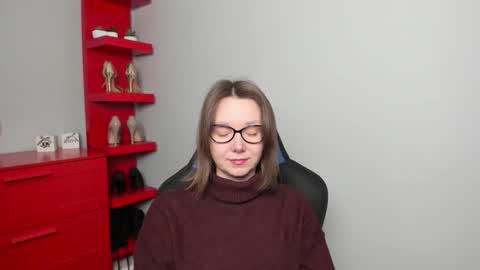 Snapshot of beautyzoexx chatting on 01-08-26, 06:37 Zoe online show from 01-08-26, 06:37