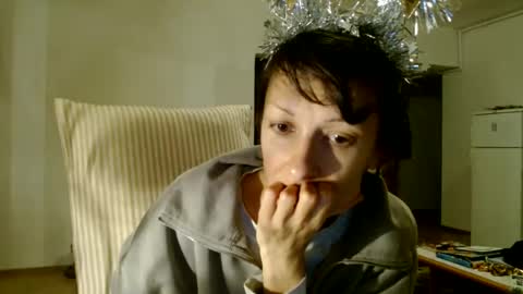 Raluca online show from 12-23-24, 08:14