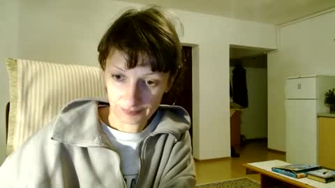 Raluca online show from 12-25-24, 05:26