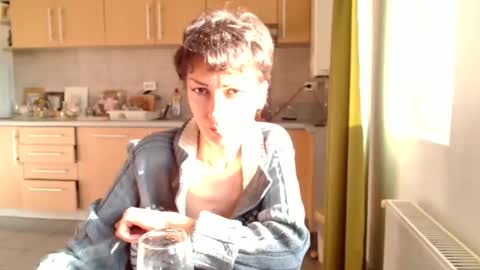 Raluca online show from 12-04-25, 12:03