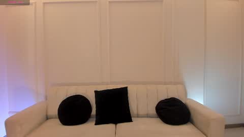 Snapshot of beccabaxter chatting on 06-22-26, 12:02 Am Becca online show from 06-22-26, 12:02
