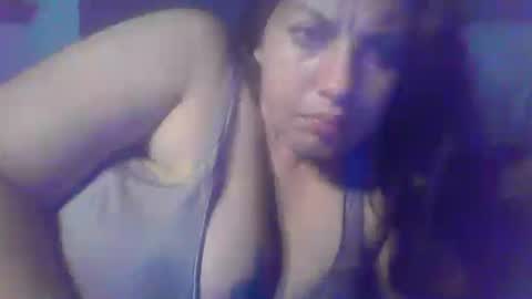 beccabee37 online show from 06-18-26, 09:14