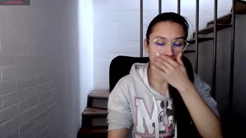 Snapshot of beckdymon chatting on 03-09-25, 09:36 Daniela online show from 03-09-25, 09:36