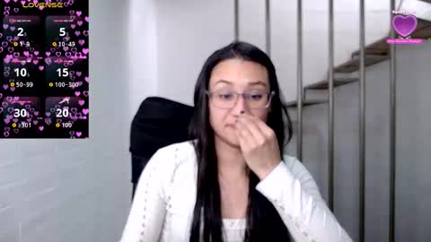 Snapshot of beckdymon chatting on 10-08-25, 07:00 Daniela online show from 10-08-25, 07:00