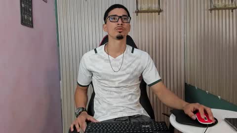 becker2_ online show from 01-13-26, 03:17