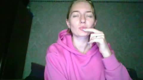 BeckiXOlensy online show from 05-30-26, 04:59
