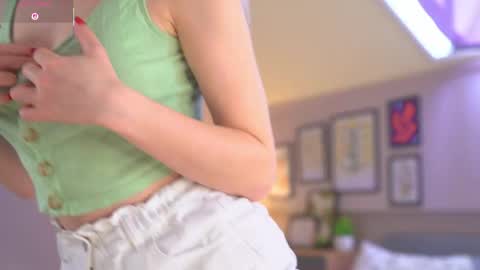Snapshot of beckyissweetie chatting on 05-14-26, 08:21 beckyissweetie online show from 05-14-26, 08:21